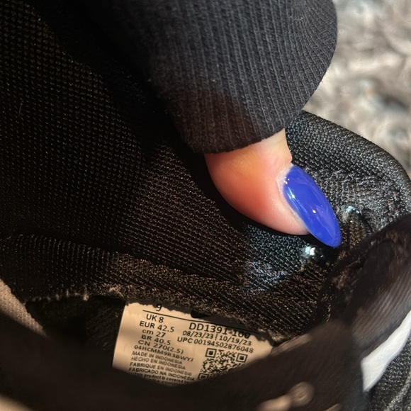 Men’s Nike Dunks - Picture 4 of 4